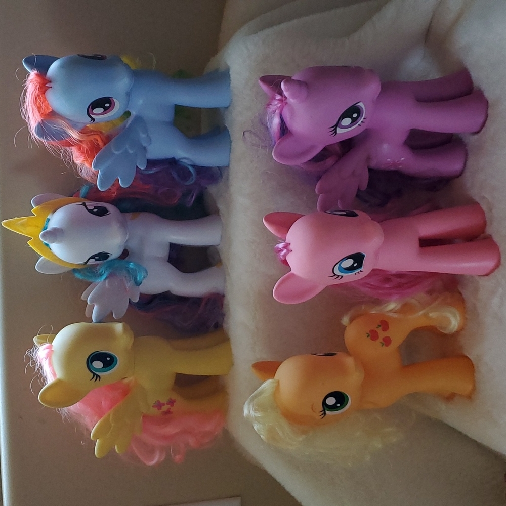 Bundle of 6 My Little Pony Plastic 8.5" - Picture 2 of 14